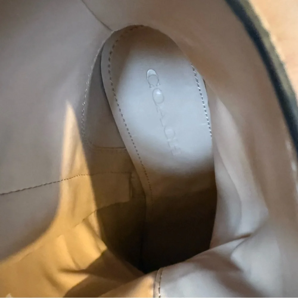 Like New! Coach Pia Studded Suede Ankle Boot in Oat - Size 8